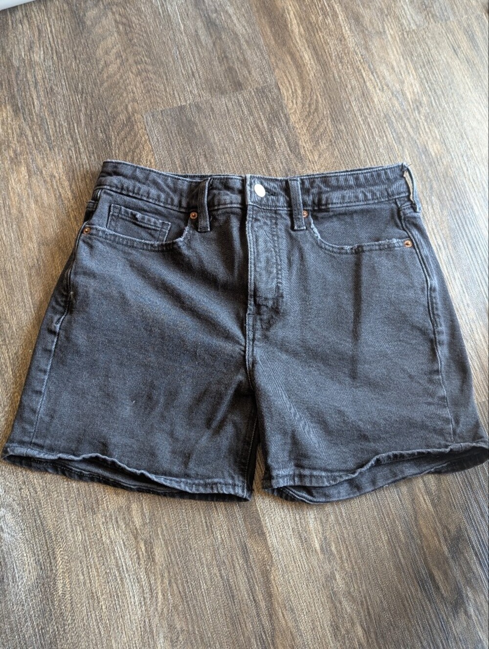 Old Navy High Rise OG Straight Black Denim Shorts Size 8
